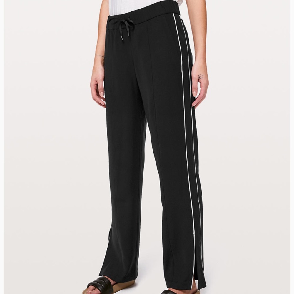 Lululemon On the Right Track Pant